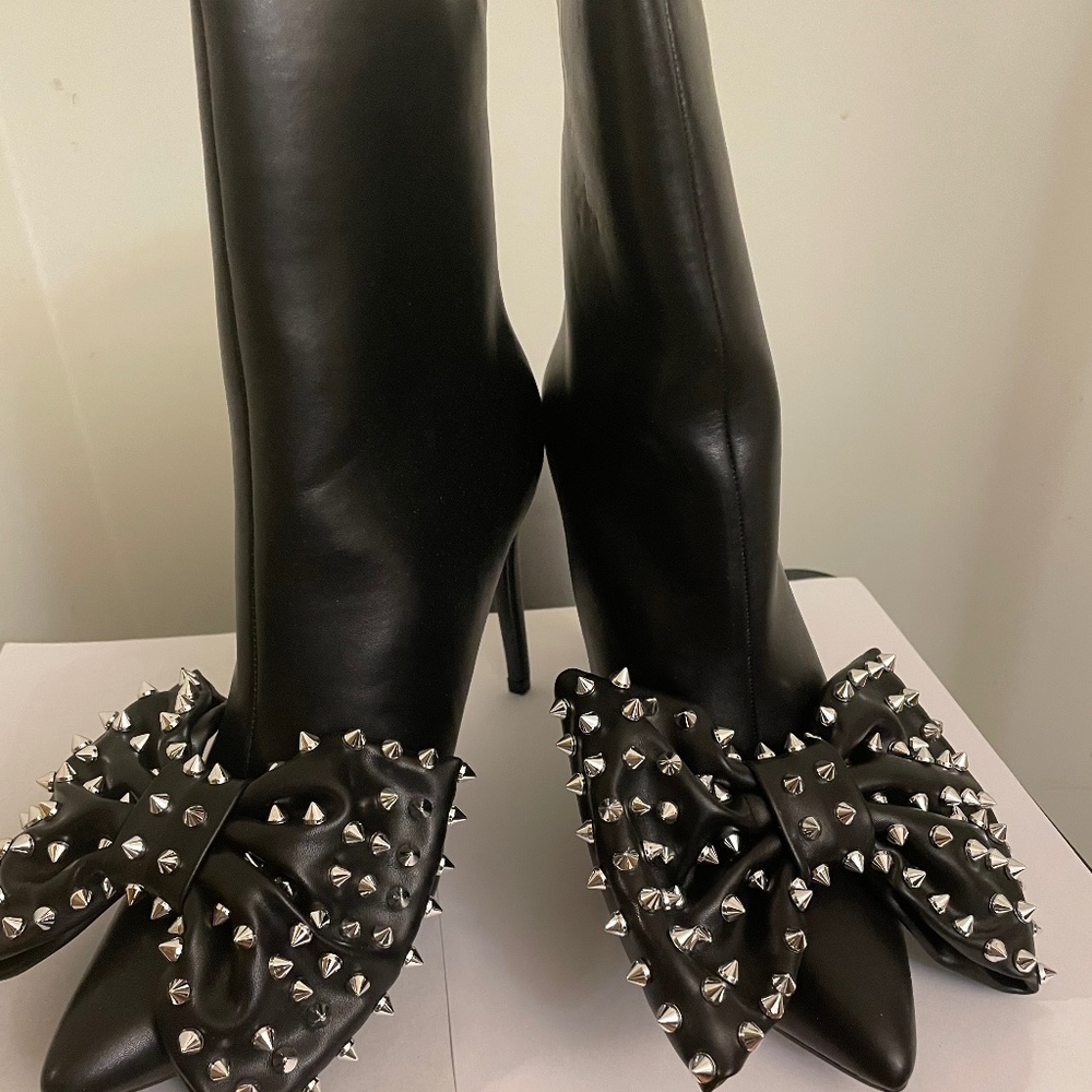 Embellished Spiked Bow Bootie